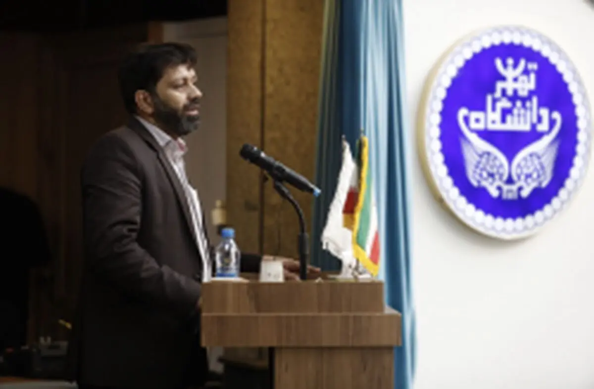 تهدید آینده انقلاب تفکر نئولیبرالیسم برخی مسئولان است