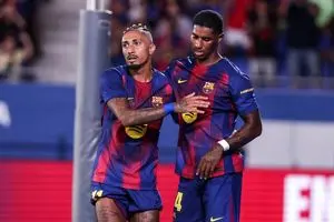 بارسلونا 5 - 0 کومو؛ درخشش لامین و فرمین در شب پیروزی پرگل