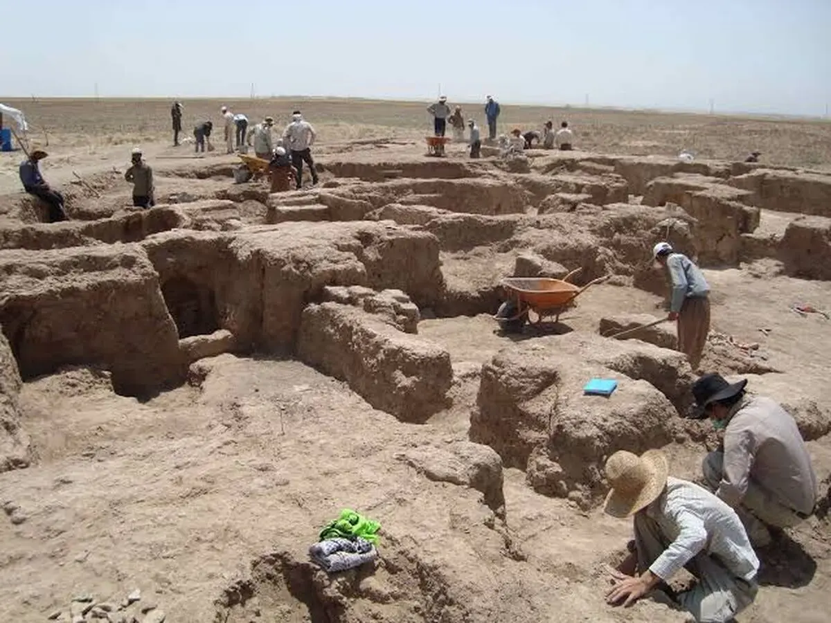 قرار گرفتن محوطه تاریخی ذلف‌آباد شهرستان فراهان در مسیر توسعه گردشگری
