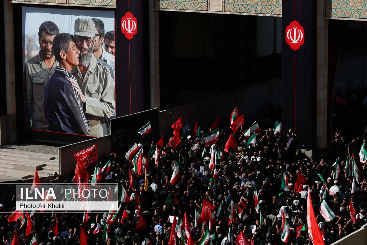 زمان وداع با پیکر رهبر شهید انقلاب تمدید شد