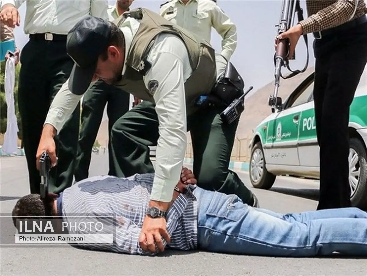 سارق حرفه‌ای در مهاباد دستگیر شد/ 19 فقره سرقت محتویات خودرو