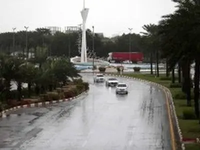 بارشی به اندازه دو سال در ۲۱ ساعت/ کیش شاهد بارش کم‌سابقه ۱۴۱ میلی‌متری بود