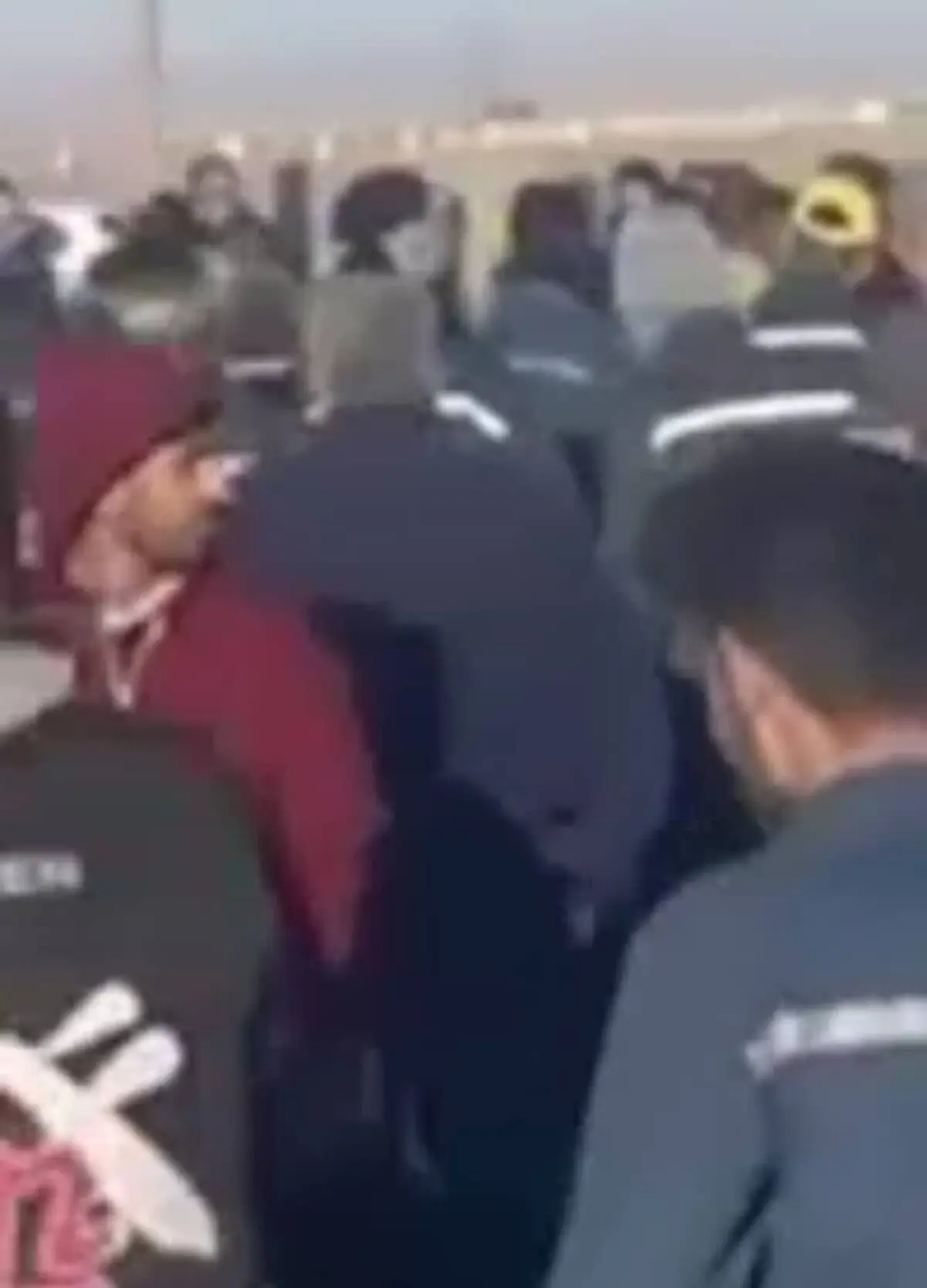 تجمع کارگران فولاد راد همدان  در اعتراض به قطع گاز کارخانه