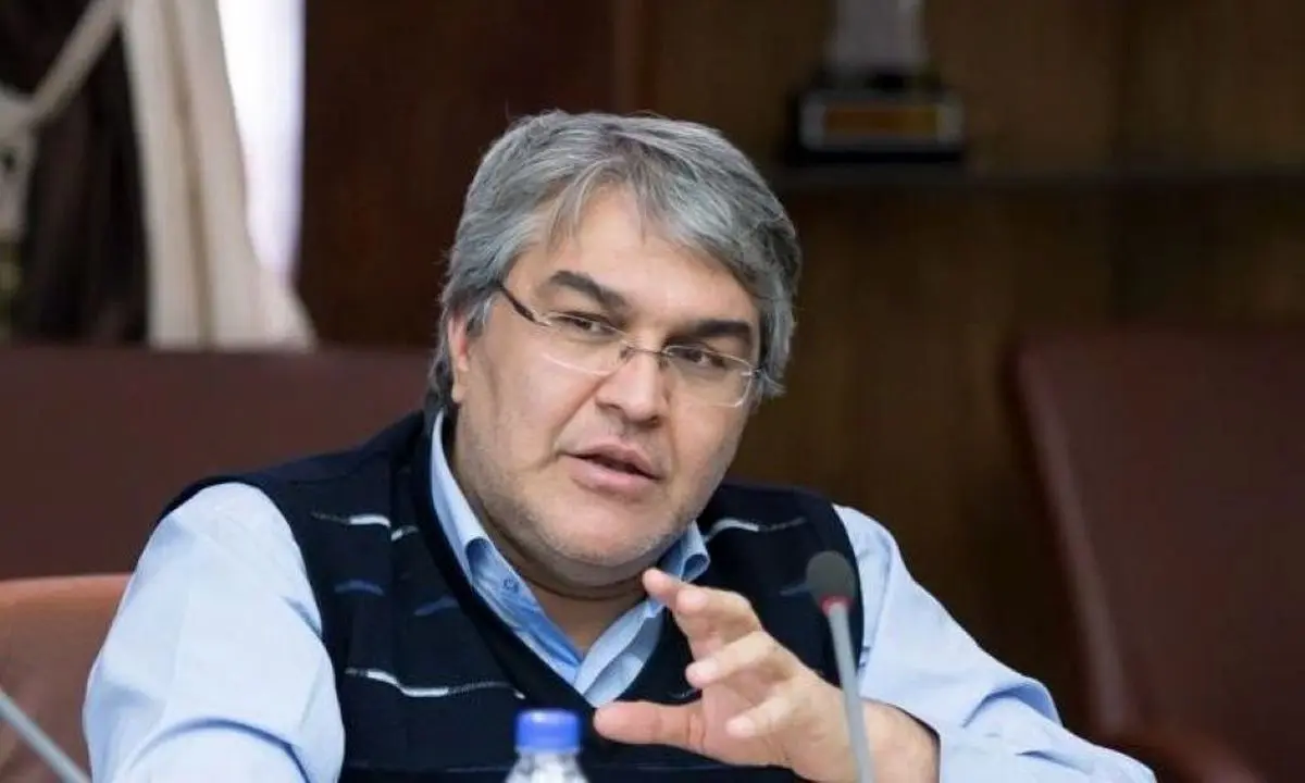 انتقاد تند عضو هیات علمی دانشگاه به قیمتگذاری ناعادلانه خودرو/ تعلل در اعلام قیمتها به ضرر مردم و تولید کننده