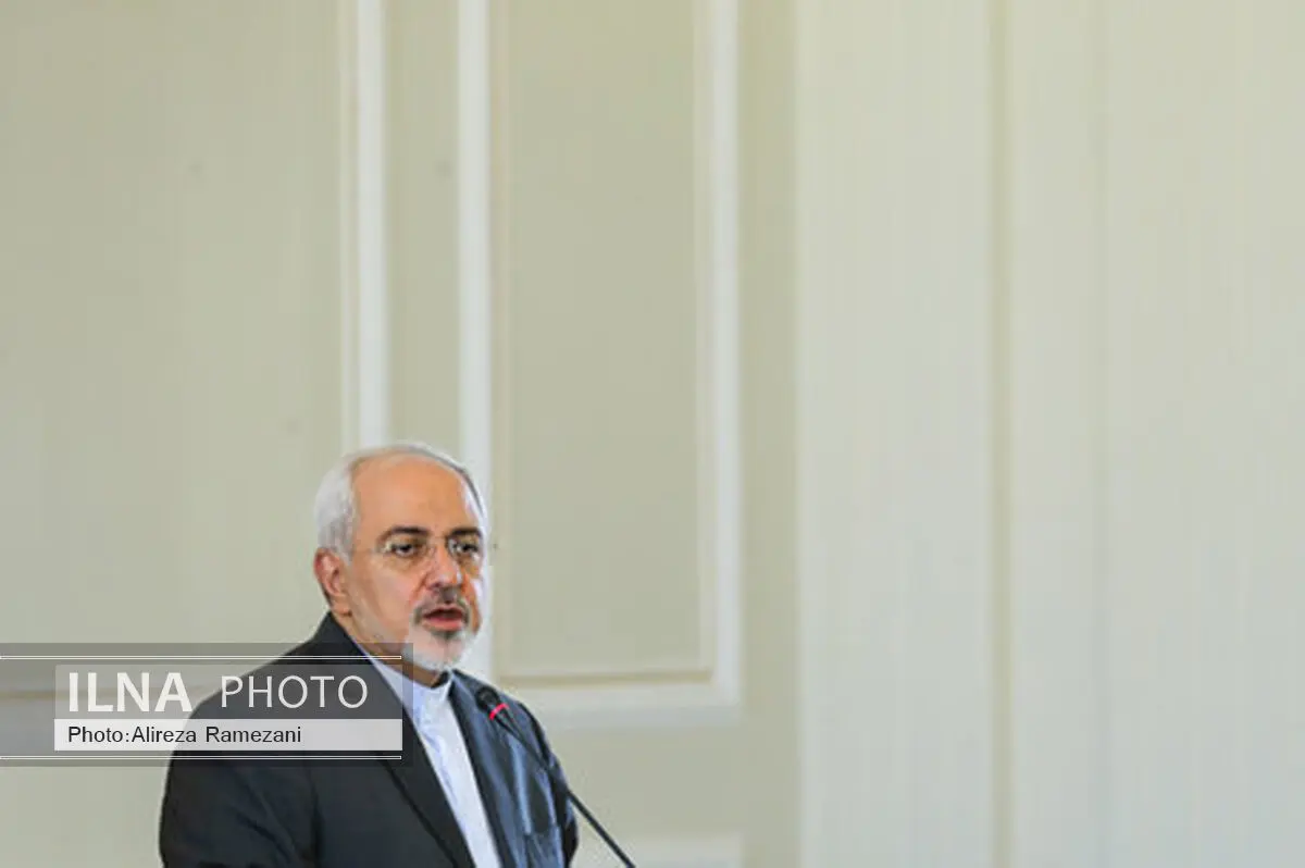 ظریف یعزی کوبا فی وفاة الزعیم الثوری فیدل کاسترو