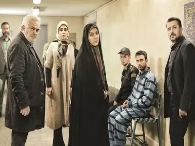 نوشتن قصه عاشقانه در تلویزیون کاری محال است/ اگر سخت‌گیری‌ها نبود سریال بسیار باکیفیت‌تری می‌دیدیم