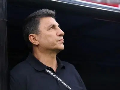 قلعه‌نویی: از نتیجه بازی راضی نیستم ولی زیبا بازی کردیم