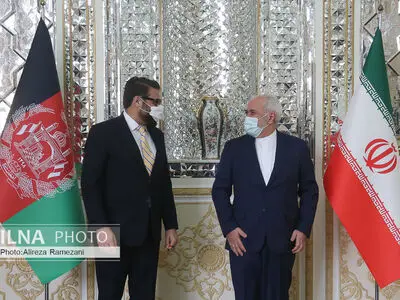 دیدار مشاور امنیت ملی رئیس‌جمهور افغانستان با محمدجواد ظریف