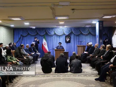 نشست صمیمی اصحاب رسانه با امام جمعه تبریز