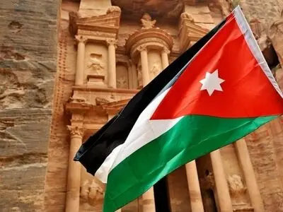 هرگونه پهپاد یا هواپیمای نفوذی را رهگیری و سرنگون می‌کنیم