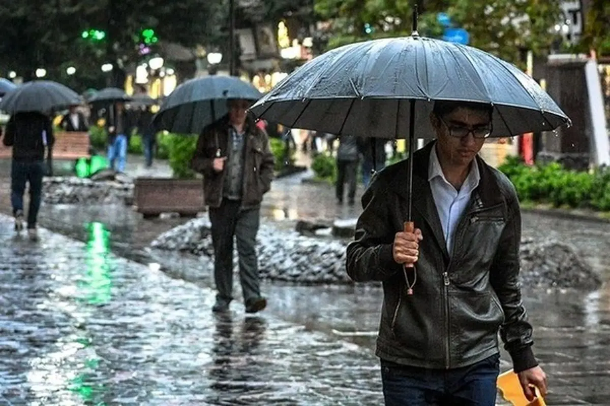 باد و باران و برف شدید همراه با کاهش دما تا عصر جمعه / احتمال آبگرفتگی معابر و مسدود شدن محورهای کوهستانی استان