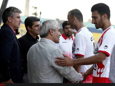 شایعه در اردوی پرسپولیس؛ طاهری استعفا داد!