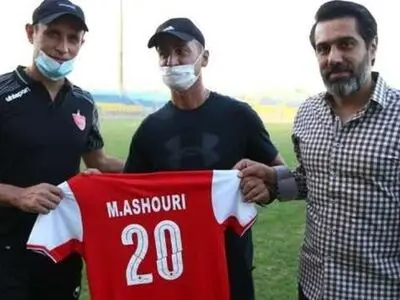 هدیه جالب باشگاه پرسپولیس برای محسن عاشوری