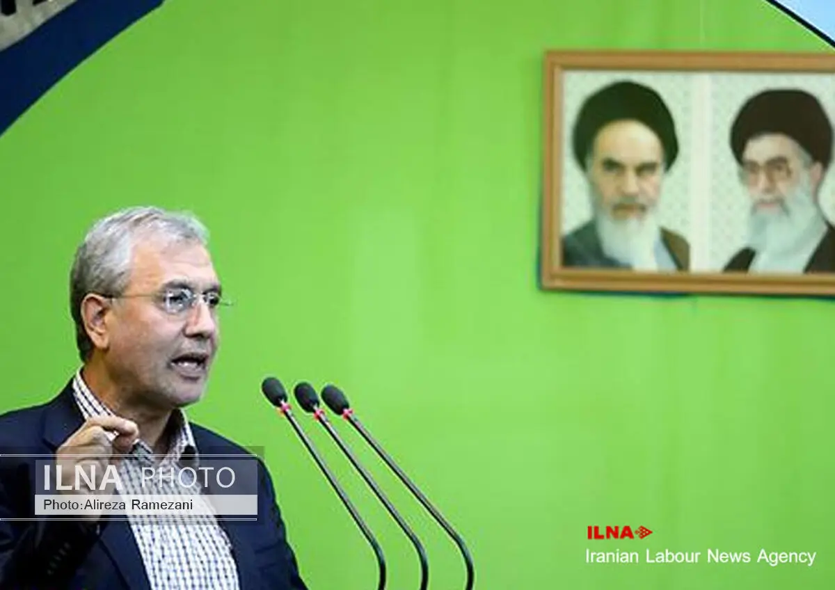 تأکید دکتر ربیعی بر اجرای طرح‌های فرهنگی ورزشی کارگران
