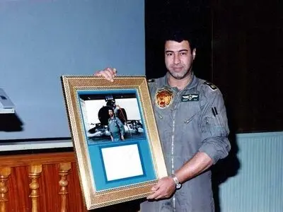 پدرخوانده هواپیمای میراژ، آسمانی شد
