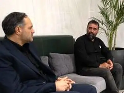 دیدار سرپرست بانک توسعه صادرات ایران با خانواده شهید علی خان‌بیگی
