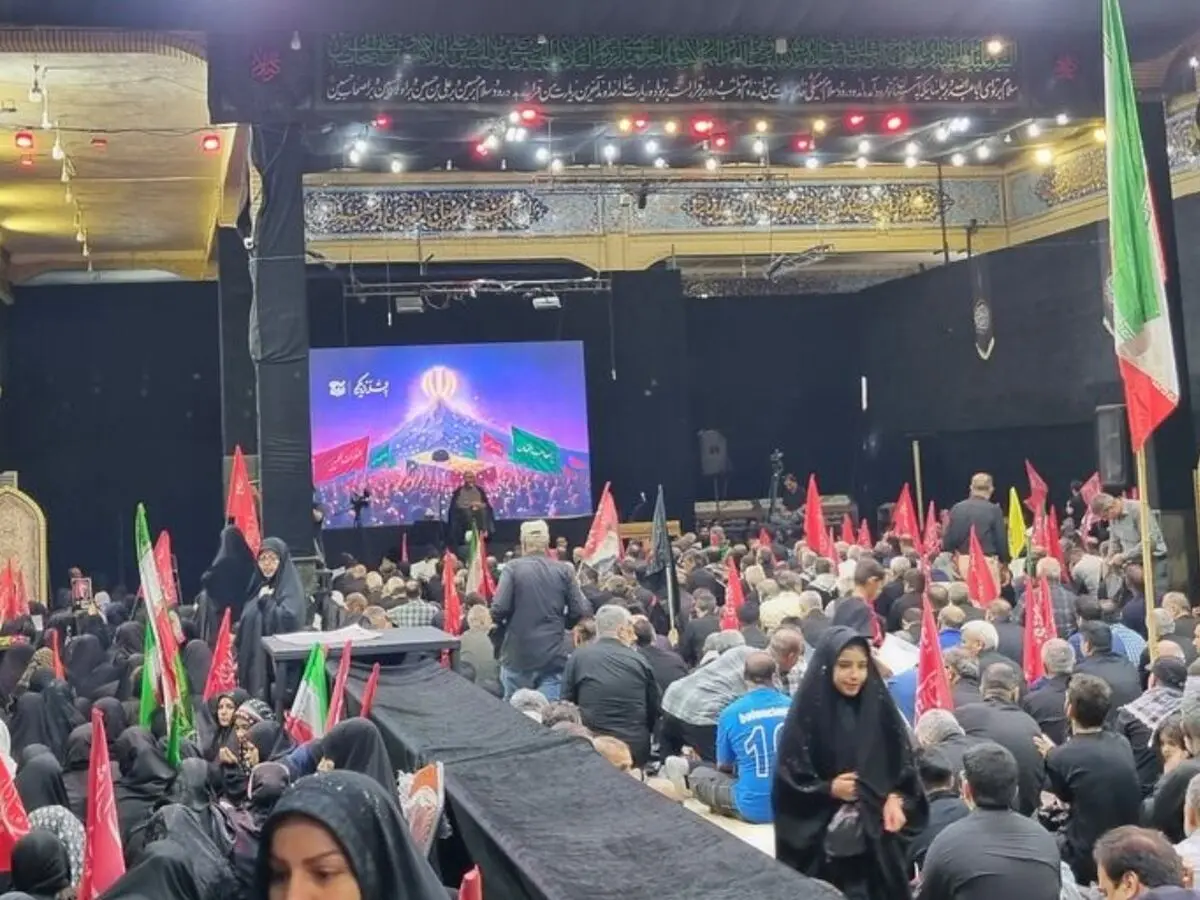 اجتماع عزاداران در حسینیه ثارالله اهواز؛ تأکید بر وحدت و استمرار آرمان‌های انقلاب