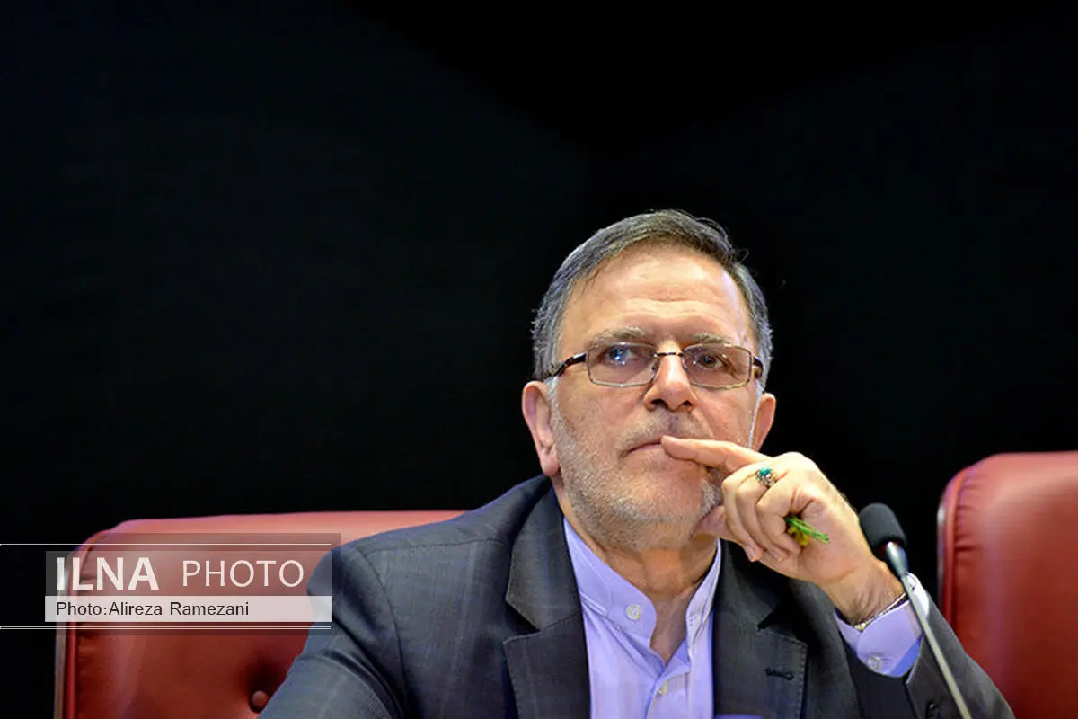 دستهایی میخواهند در بازار ارز، التهاب تصنعی ایجاد کنند