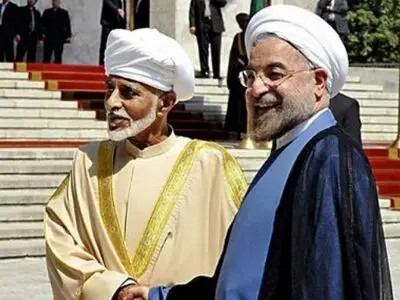 بعد انتقاد إیران... المبعوث الخاص للسلطان قابوس یتلقى دعوة لزیارة طهران