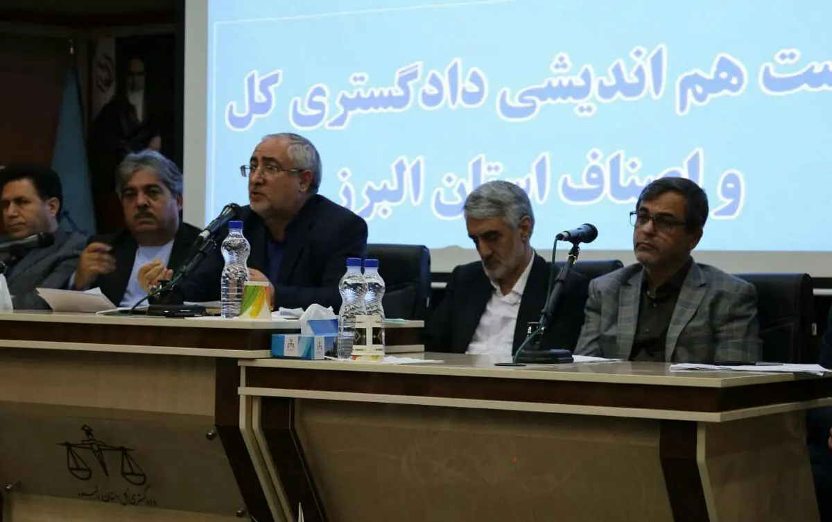 لزوم پیگیری حل مشکلات اصناف استان البرز/ شهرداری و شورای شهر به وظایف خود عمل نمی‌کنند