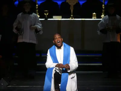 خواننده مشهور به دست فرزندش به قتل رسید