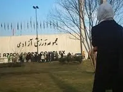 دستگیری 8 هوادار دختر در دربی پایتخت (گزارش ویژه)