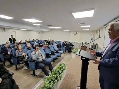 جزئیات نخستین دوره آموزشی ارتقا سطح سواد سلامت بازنشستگان تامین اجتماعی 