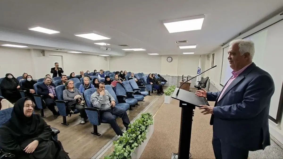 جزئیات نخستین دوره آموزشی ارتقا سطح سواد سلامت بازنشستگان تامین اجتماعی 