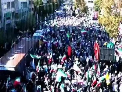 ۱۳ آبان، نماد آزادیِ ملت ایران از سلطه استکبار جهانی + فیلم