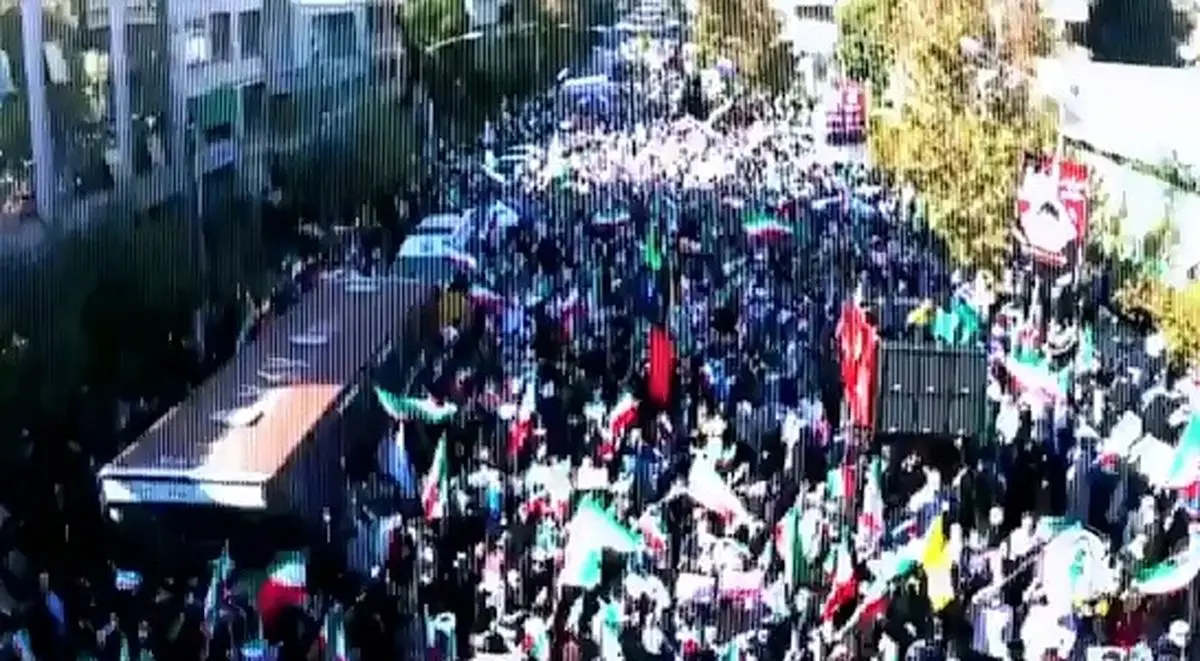 ۱۳ آبان، نماد آزادیِ ملت ایران از سلطه استکبار جهانی + فیلم