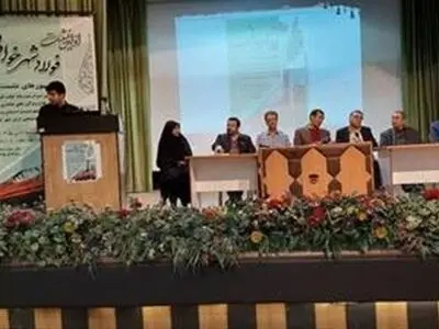 برگزاری اولین نشست فولادشهرخوانی در فرهنگسرای امام رضا (ع)