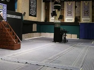 إقامة مراسم اللیلة الاولی من العزاء الحسینی بحضور قائد الثورة