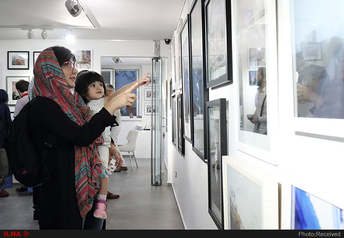 عکس‌هایی از ۲ تا ۲۸ میلیون تومان/ در روز نخست، ۱۲ اثر فروش رفت