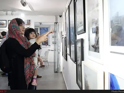 عکس‌هایی از ۲ تا ۲۸ میلیون تومان/ در روز نخست، ۱۲ اثر فروش رفت
