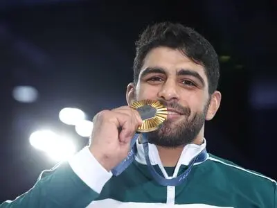 ساروی و معصومی؛ بهترین کشتی‌گیران جهان در ماه مارس