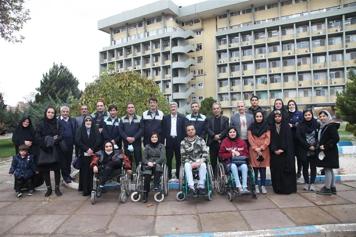 بازدید خبرنگاران معلول استان از ذوب آهن اصفهان