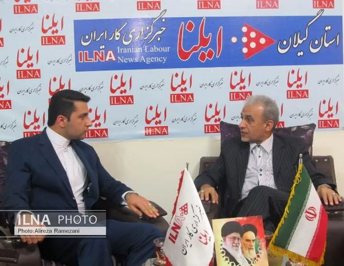 ۳۰۰۰ پروژه نیمه‌تمام ارثیه دولت گذشته به روحانی/ ذخیره آرد کشور به ۱۸ روز در آغاز دولت یازدهم رسیده بود/مگر با چادر زدن رای آوردم