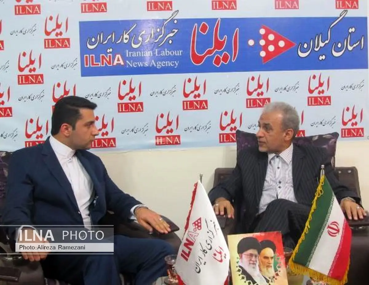 ۳۰۰۰ پروژه نیمهتمام ارثیه دولت گذشته به روحانی/ ذخیره آرد کشور به ۱۸ روز در آغاز دولت یازدهم رسیده بود/مگر با چادر زدن رای آوردم