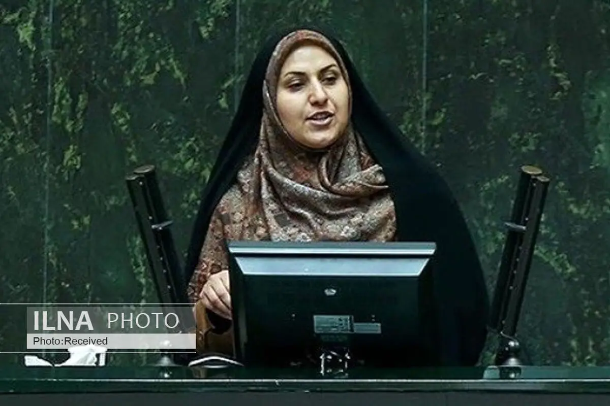 دو فراکسیون مستقلین و اصولگرایان در مجلس یازدهم شکل می‌گیرد/ رایزنی با قالیباف، نیکزاد و حاجی ‌بابایی درباره ریاست مجلس/ حضور یک زن در هیأت رئیسه ضروری است