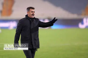 سرمربی صنعت‌ نفت آبادان استعفا داد