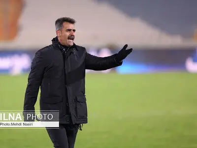 تیم هفته‌ها نبرده هواداران حق دارند معترض باشند/  می‌گویند استقلال می‌خواهد در آسیا بازی کند خسته می‌شود مگر ما خسته نمی‌شویم؟