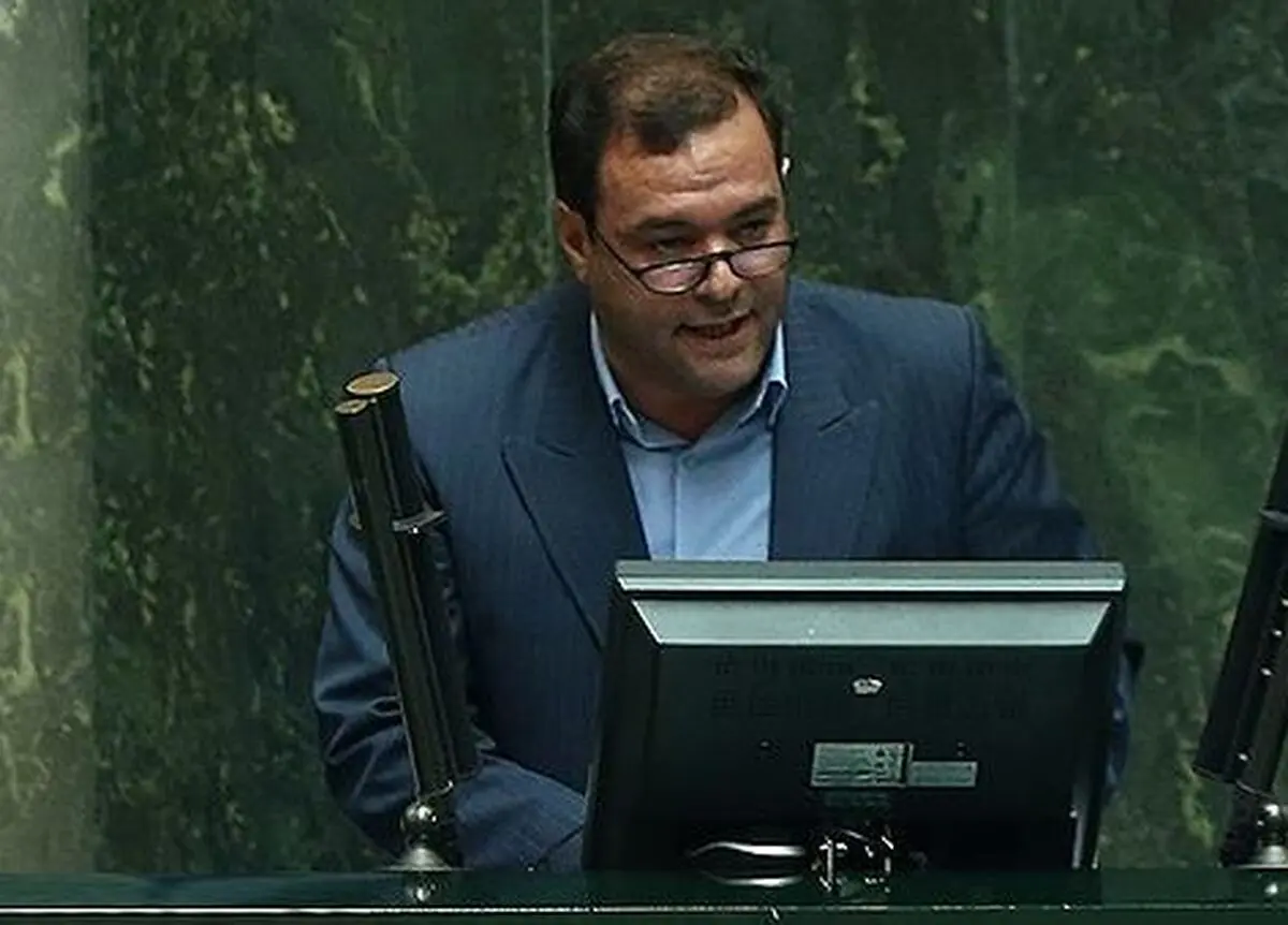 حضور وزیر کار در کمیسیون اجتماعی مجلس/ آیا نمایندگان به موضوع معیشت کارگران و ترمیم حقوق آن‌ها ورود کردند؟ 