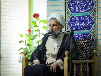 رساله‌های میرزا قوام قزوینی معنویت چنار خونبار زرآباد را تأیید می‌کند