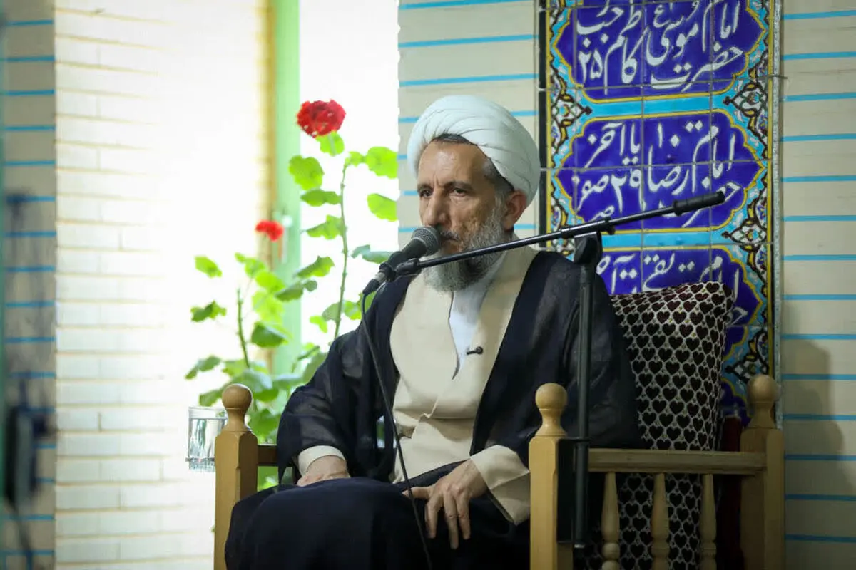رساله‌های میرزا قوام قزوینی معنویت چنار خونبار زرآباد را تأیید می‌کند