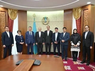 دیدار نایب‌رئیس گروه دوستی پارلمانی ایران و قزاقستان با رئیس گروه دوستی سنای این کشور