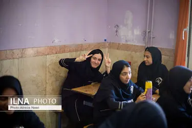 آغاز سال تحصیلی جدید در دبیرستان شاهد بهشتیان قزوین