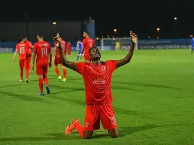 اولونگا: استقلال و الاهلی هنوز شانس صدرنشینی دارند