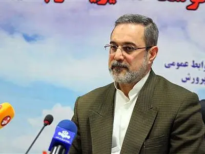 با تمام وجود در مقابل فشارها ایستادگی خواهم کرد