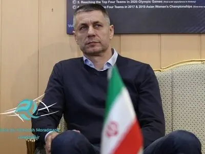 گزینه سرمربیگری تیم ملی، تماشاگر 2 دیدار در خانه والیبال