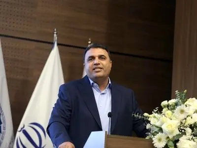 قاسمی: رشد تولید و اشتغال اولویت ما است/ تجلیل از ۳۰ واحد صنعتی و معدنی برتر هرمزگان +فیلم